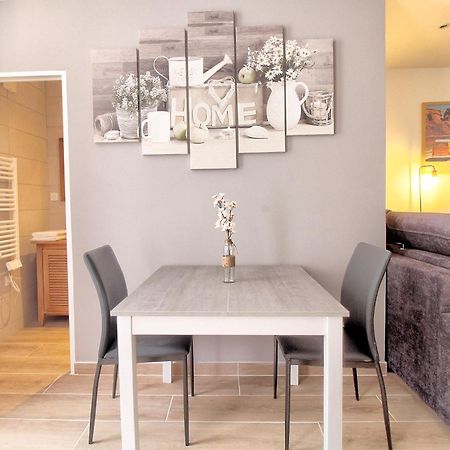 Chez Emilie Et John Appartement Saint-Etienne  Buitenkant foto